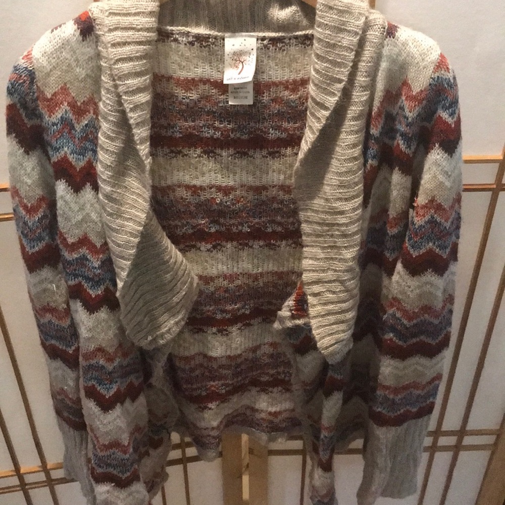 Sweater - Picture 2 of 2